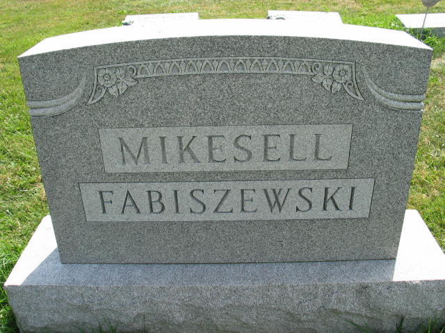 Mikesell - Fabiszewski monument