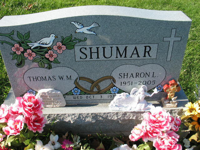 Thomas Wm and Sharon L. Shumar