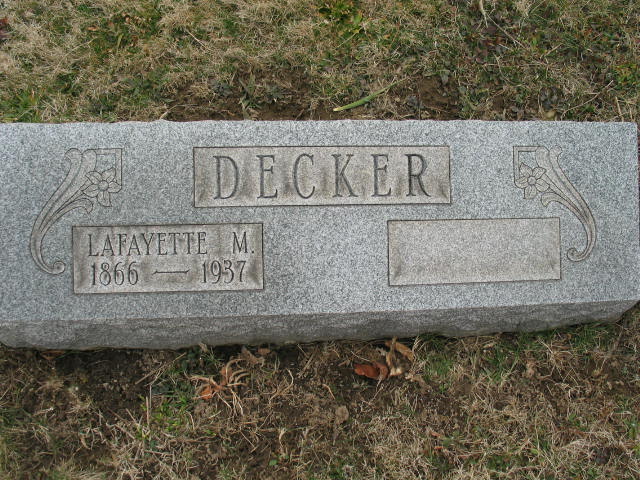 Lafayette Decker tombstone