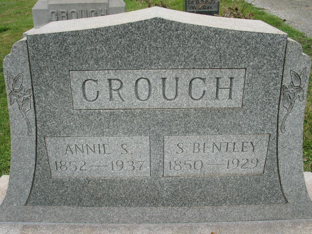 Annie S. and S. Bentley Crouch tombstone