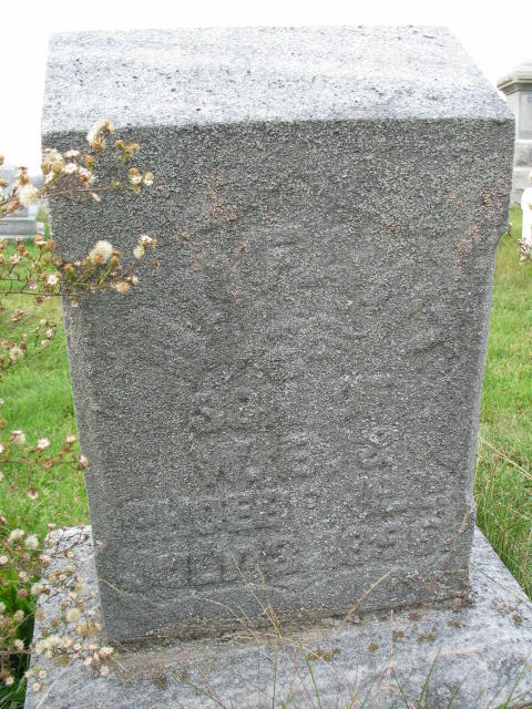 Infant Son Hill tombstone