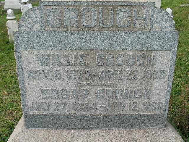 Willie and Edgar Crouch tombstone