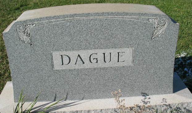 Dague family monument