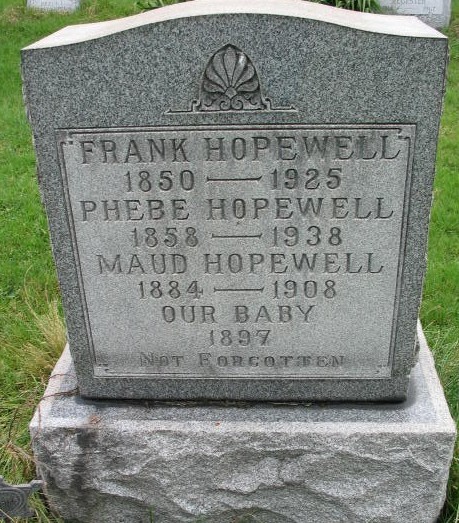 Maude Hopewell Davis tombstone