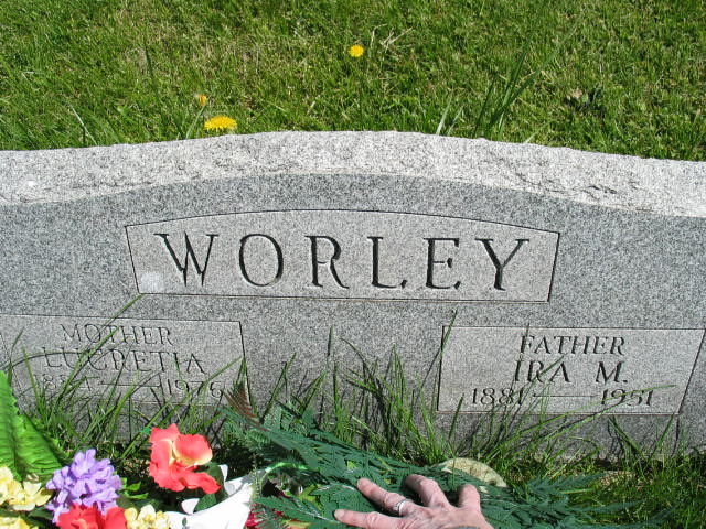 Lucretia and Ira M. Worley tombstone