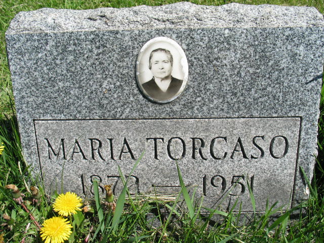 Maria Torcaso tombstone