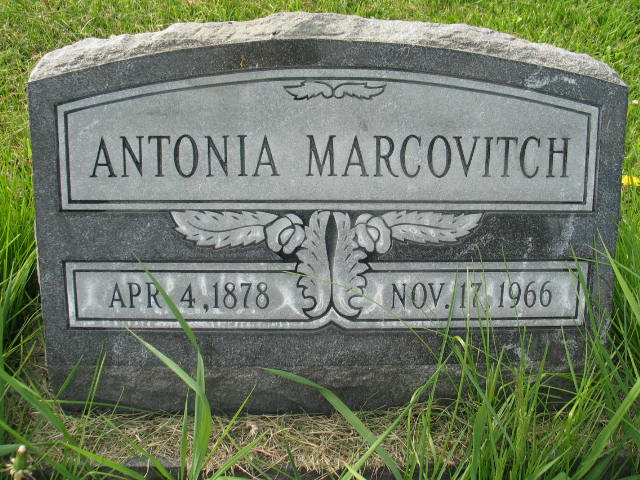 Antonia Marcovitch tombstone
