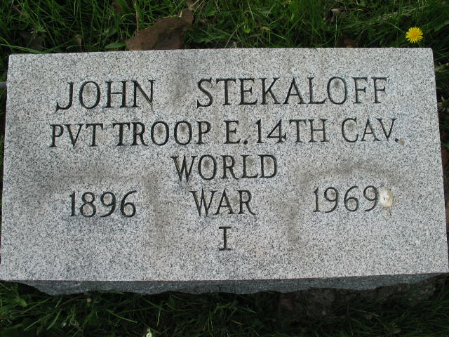 John Stekaloff tombstone