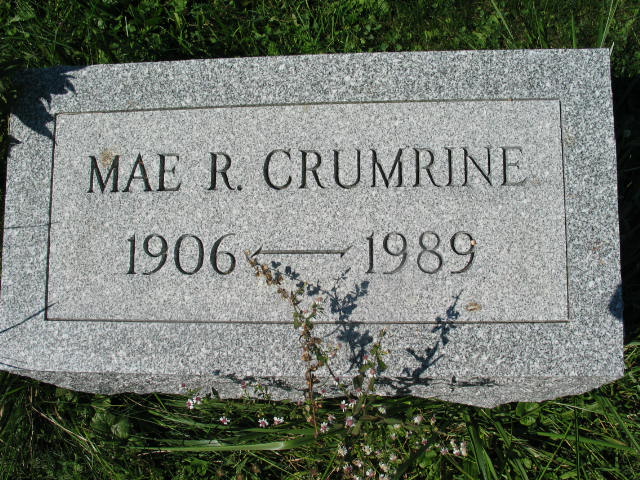 Mae R. Crumrine tombstone