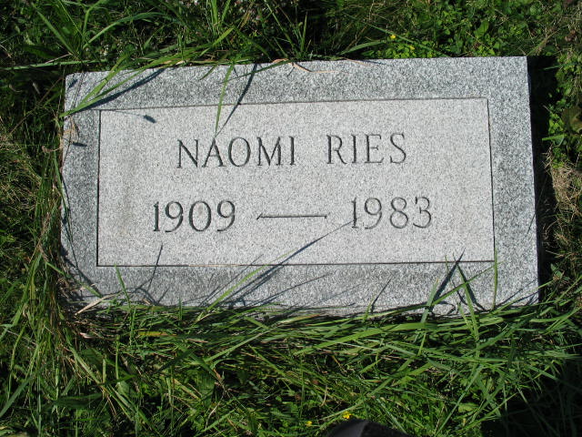 Naomi Ries tombstone