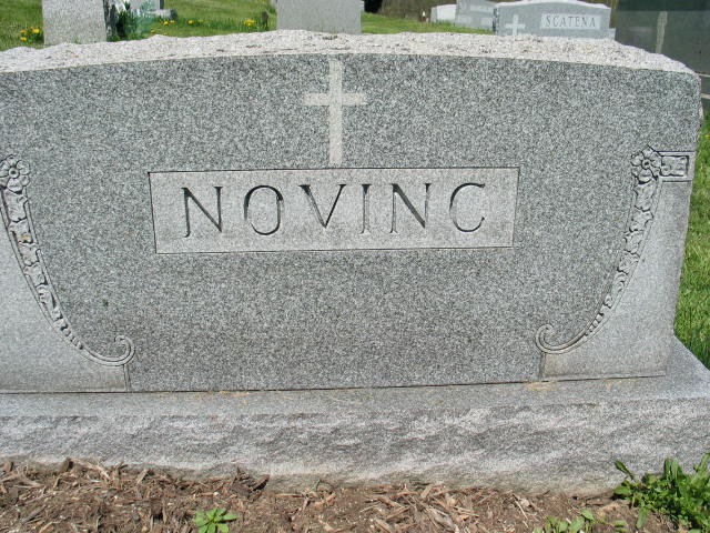 Novinc monument