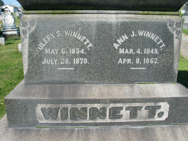 Ulery S. Winnett tombstone