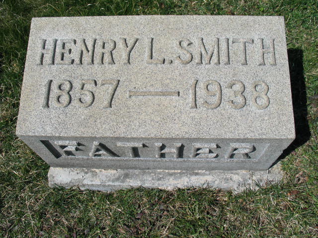 Henry L. Smith tombstone