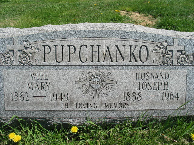 Mary and Joseph Pupchanko tombstone