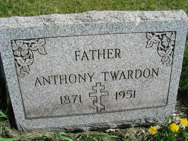 Anthony Twardon tombstone