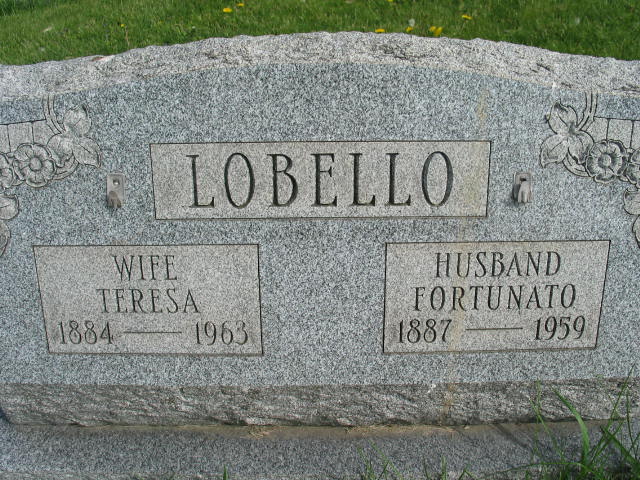 Teresa and Frotunato Lobello tombstone