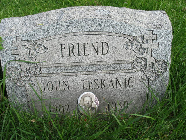 John Leskanic tombstone