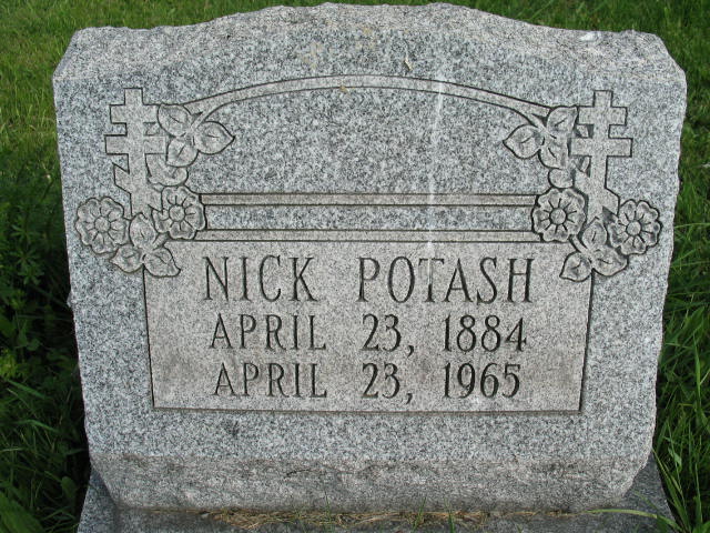 Nick Potash tombstone