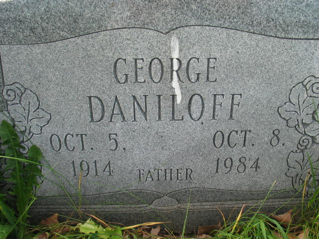 George Daniloff tombstone