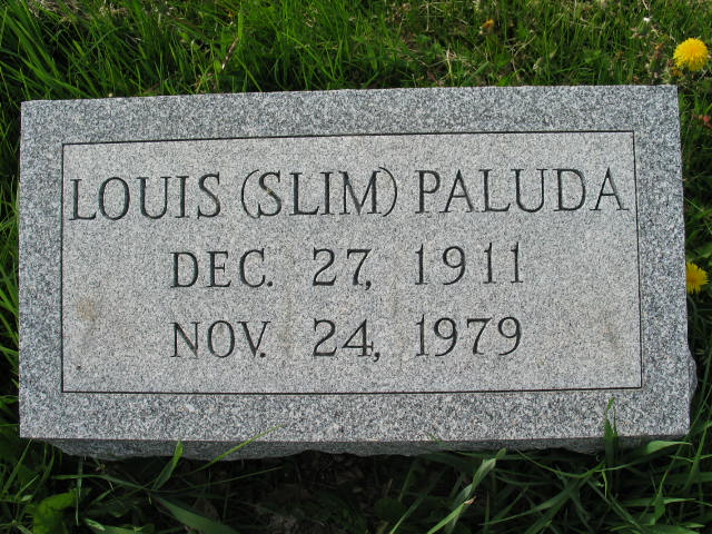 Louis Paluda tombstone